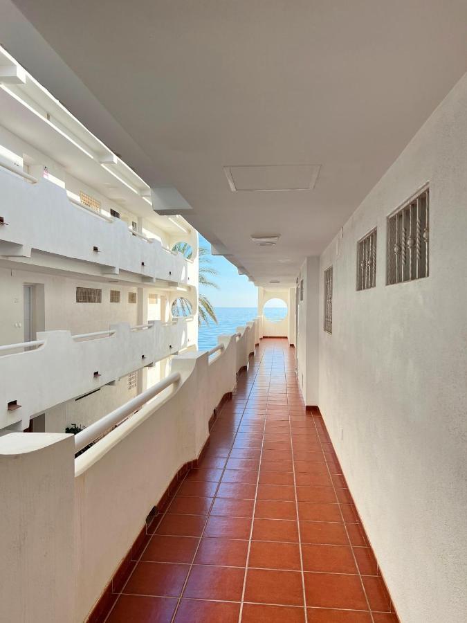 Buenti Apartments Beach Beautiful View Marbella Exteriör bild