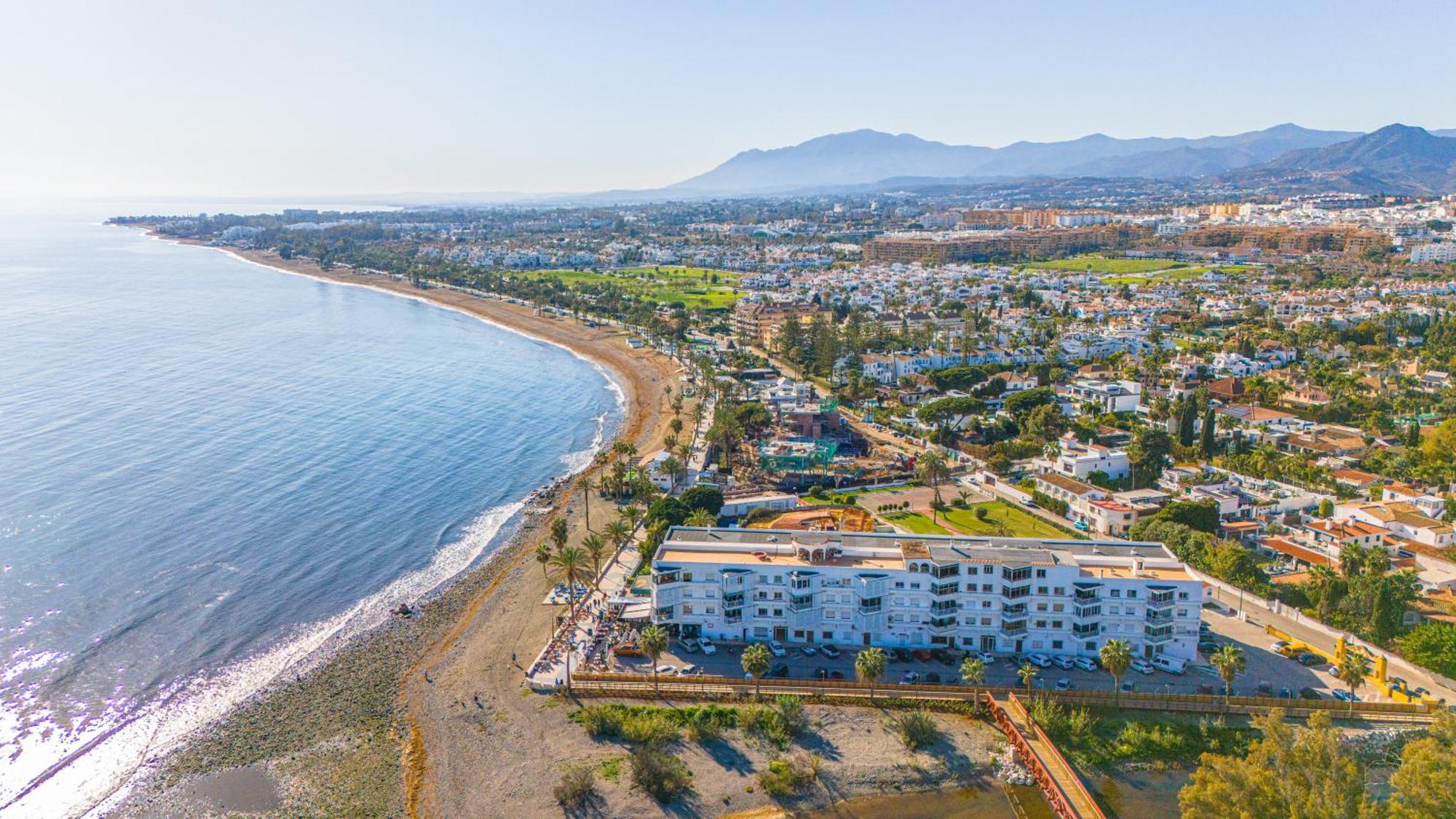 Buenti Apartments Beach Beautiful View Marbella Exteriör bild